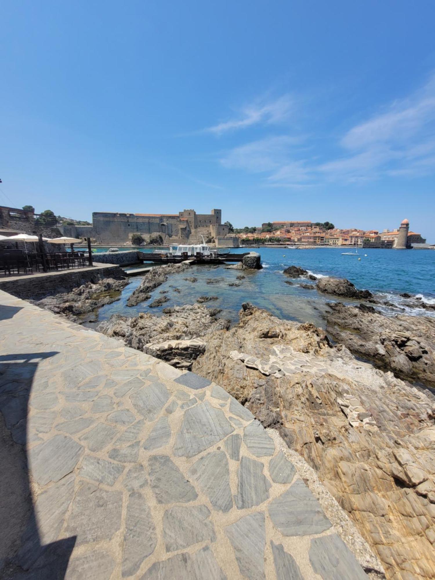 Apartment Tres Bel A 150 Metres Des Plages Avec Jardin Prive Et Parking Dans Securisee